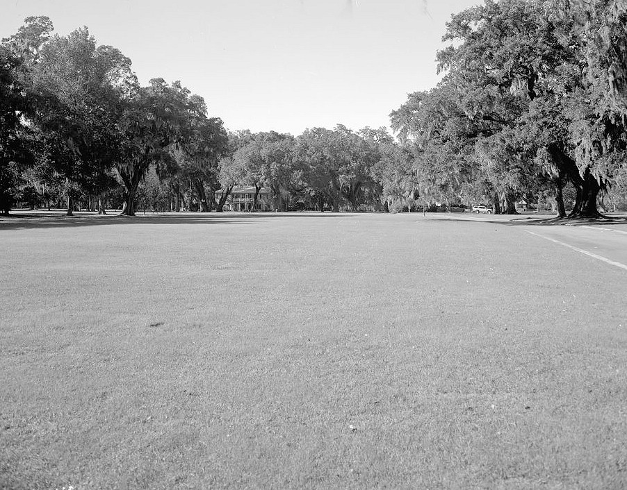Henry Ford Plantation, Richmond Hill Georgia 2000 VIEW OF HISTORIC DISTRICT LOOKING NORTHWEST; ROAD TO THE RIGHT