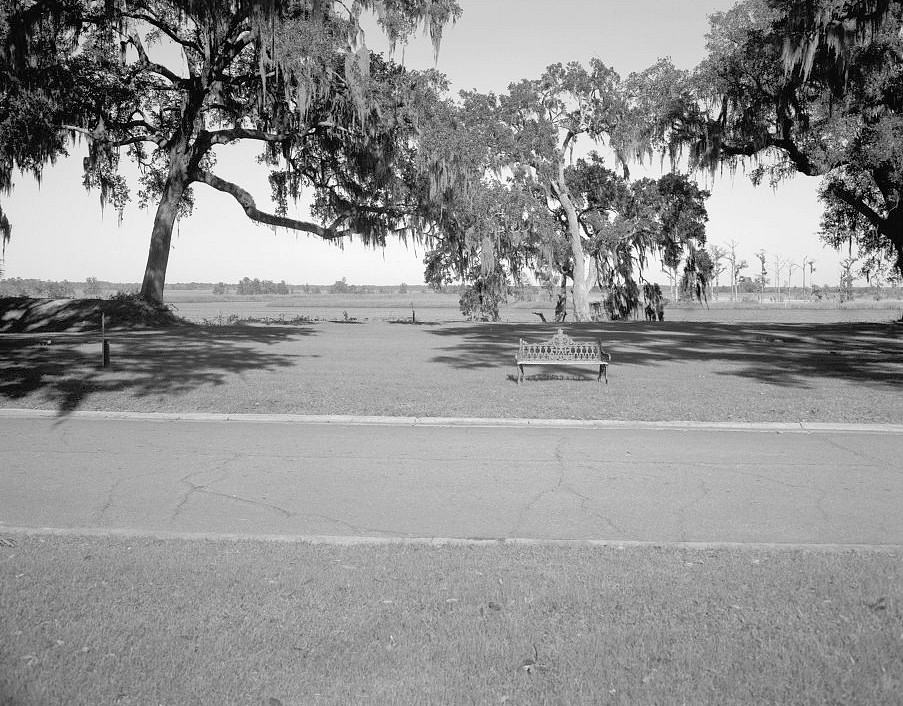 Henry Ford Plantation, Richmond Hill Georgia 2000 VIEW OF HISTORIC DISTRICT LOOKING NORTHEAST; ROAD IN FOREGROUND AND OGEECHEE RIVER IN BACKGROUND