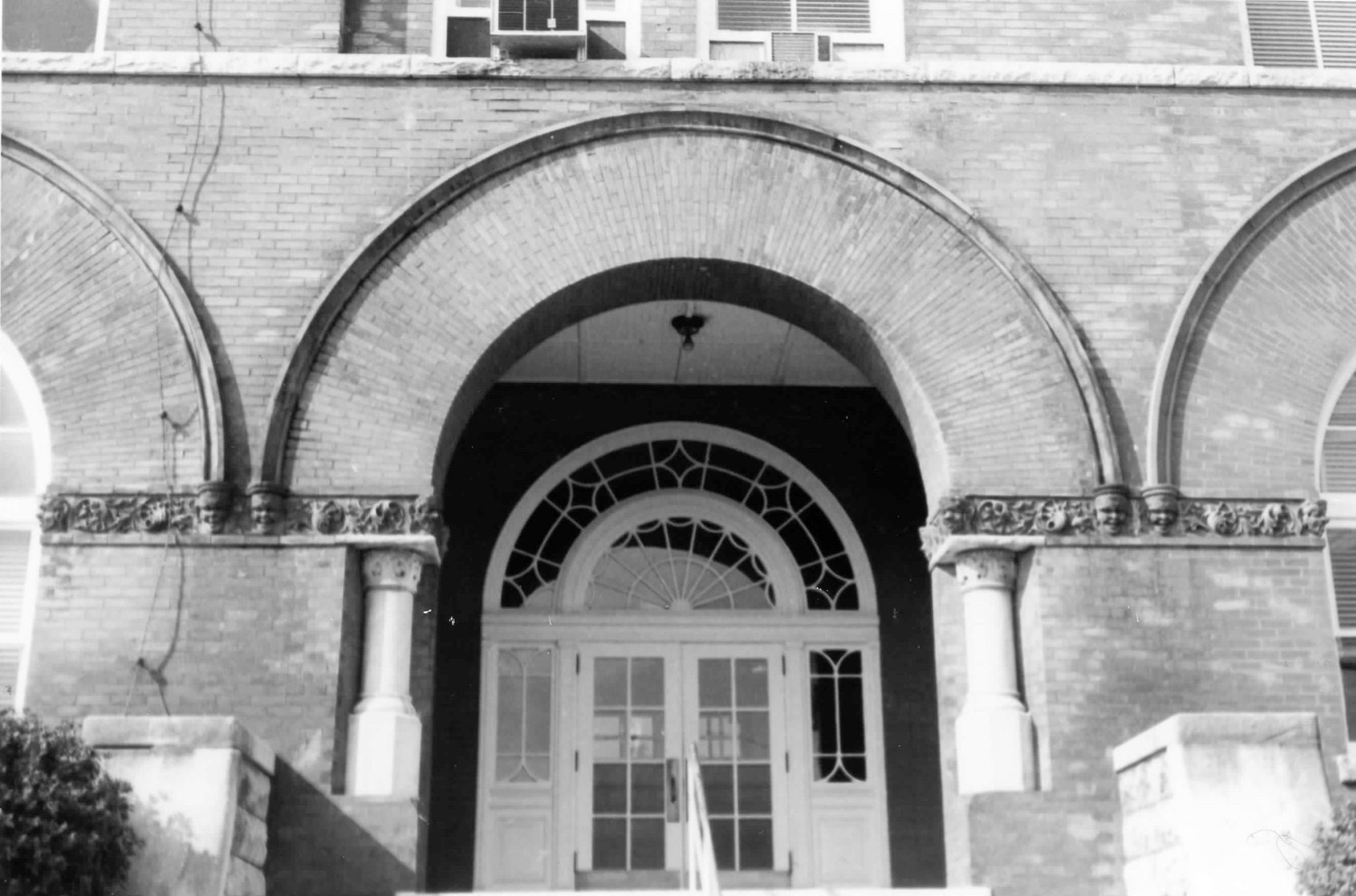 Floyd County Courthouse, Rome Georgia Exterior Detail - Entrance (1979)