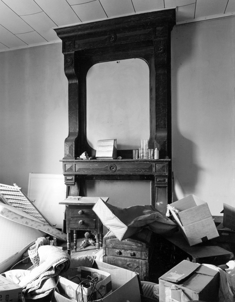Rockby House, Sparta Georgia Southwest parlor (1977)