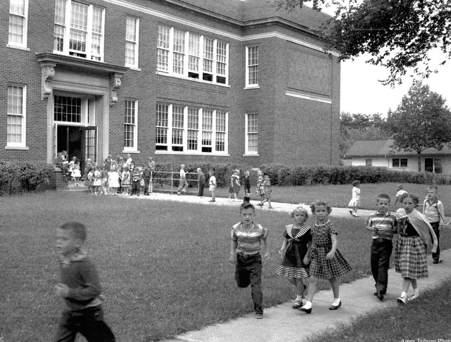 Roosevelt School, Ames Iowa Roosevelt School (1957)