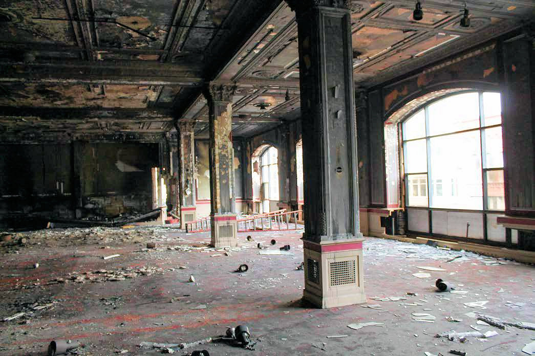 Younker Brothers Department Store, Des Moines Iowa Sixth floor - Younkers Tea Room, looking east (2015)