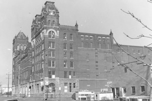 Dubuque Brewing and Malting Company, Dubuque Iowa
