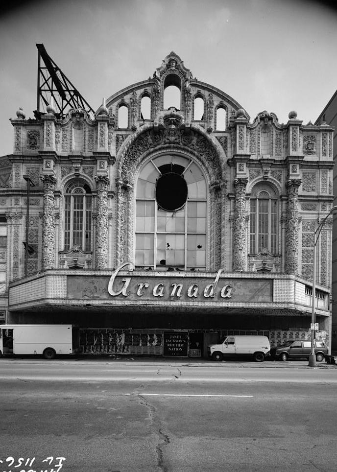 Granada Theatre, Chicago Illinois 1989 LOOKING EAST, VIEW OF THEATER ENTRANCE, FRONT.