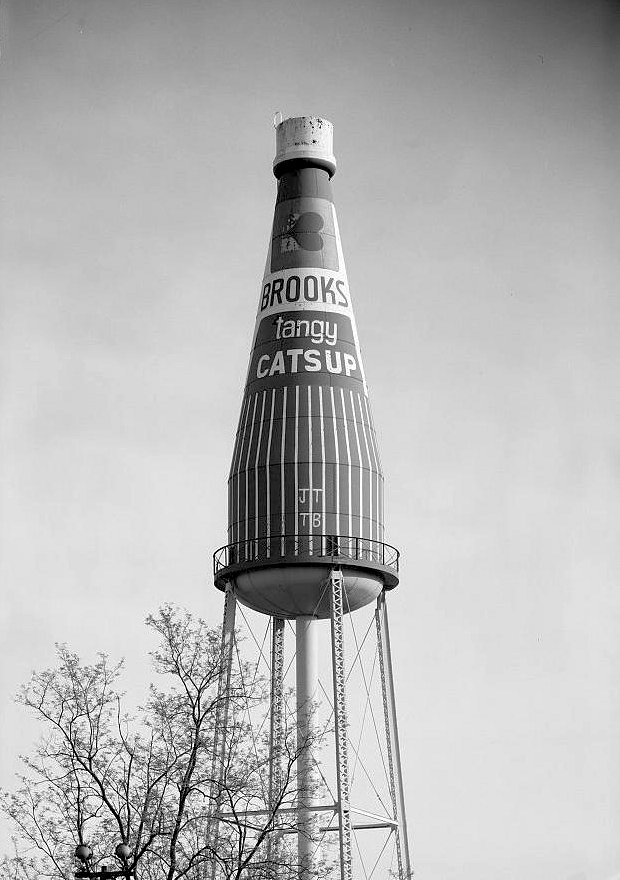 Brooks Catsup Bottle Water Tower, Collinsville Illinois Close view of the Brooks Catsup Bottle
