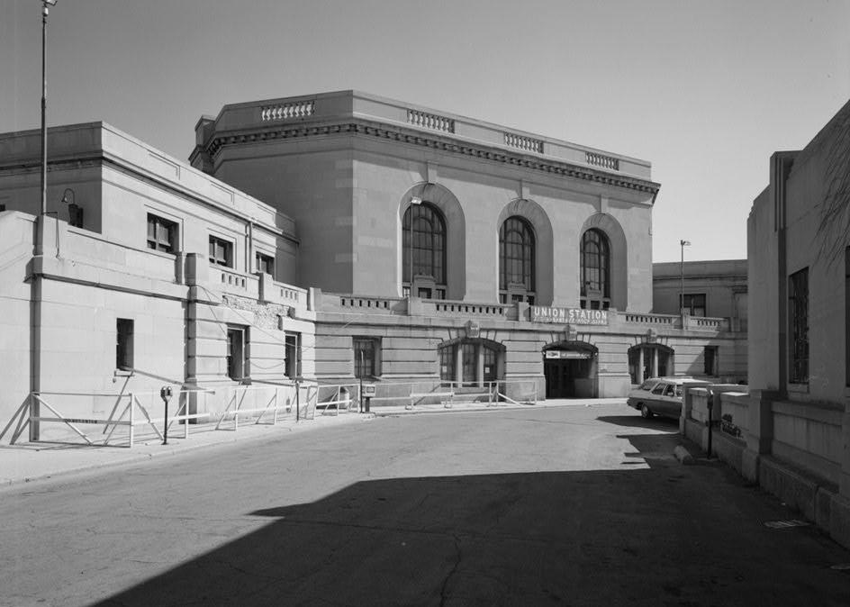 Union Railroad Station, Joliet Illinois CENTER FACADE LOOKING SOUTH (1988)
