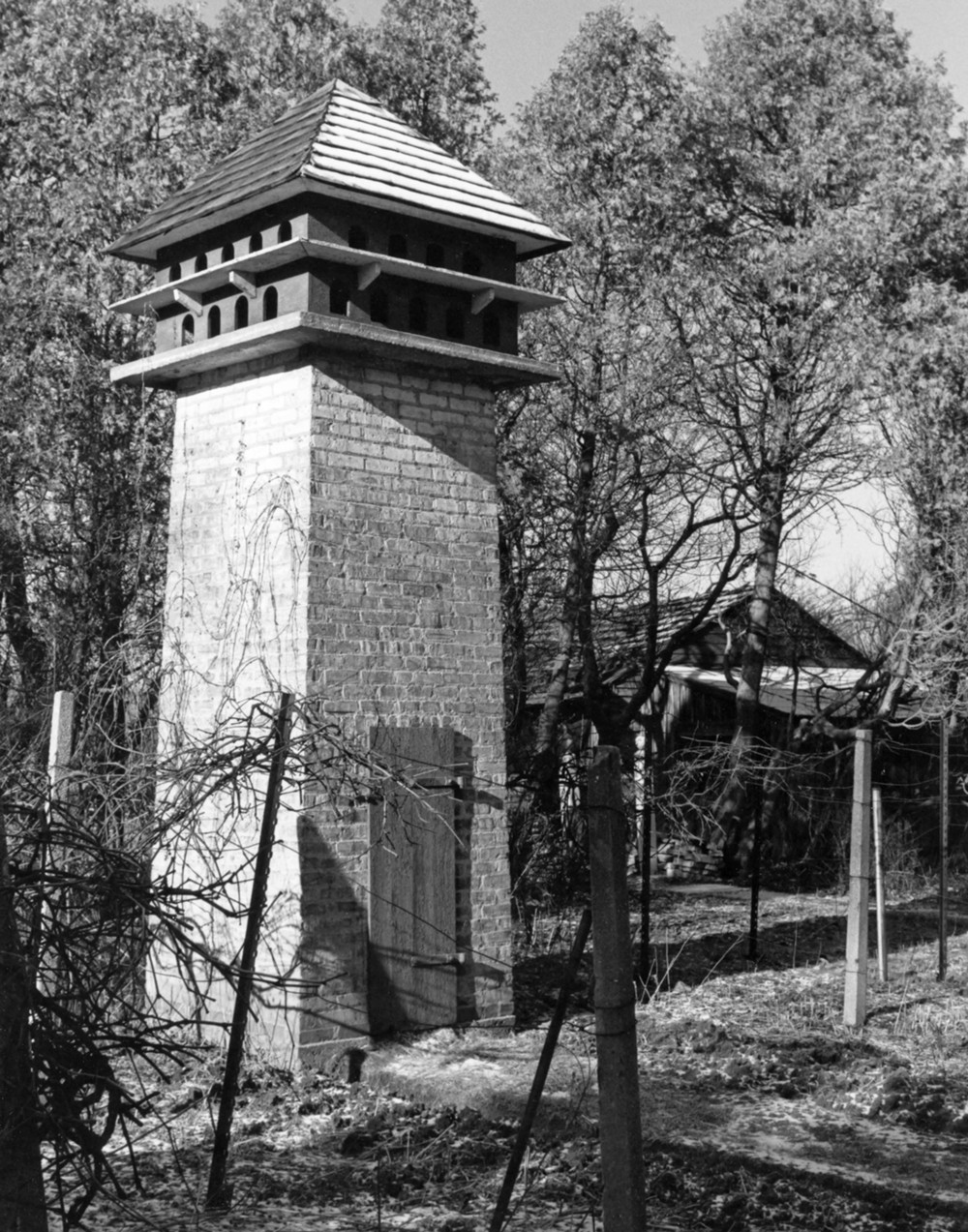 Ragdale Estate, Lake Forest Illinois Dovecote designed and built by H.V.D. Shaw. It stands in the formal gardens northwest of the main house (1975)