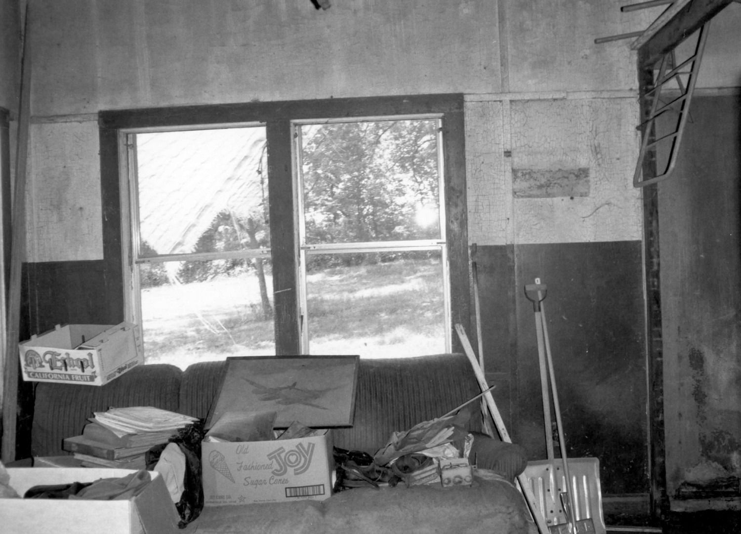 Standard Oil Gasoline Station, Odell Illinois Office interior (1997)
