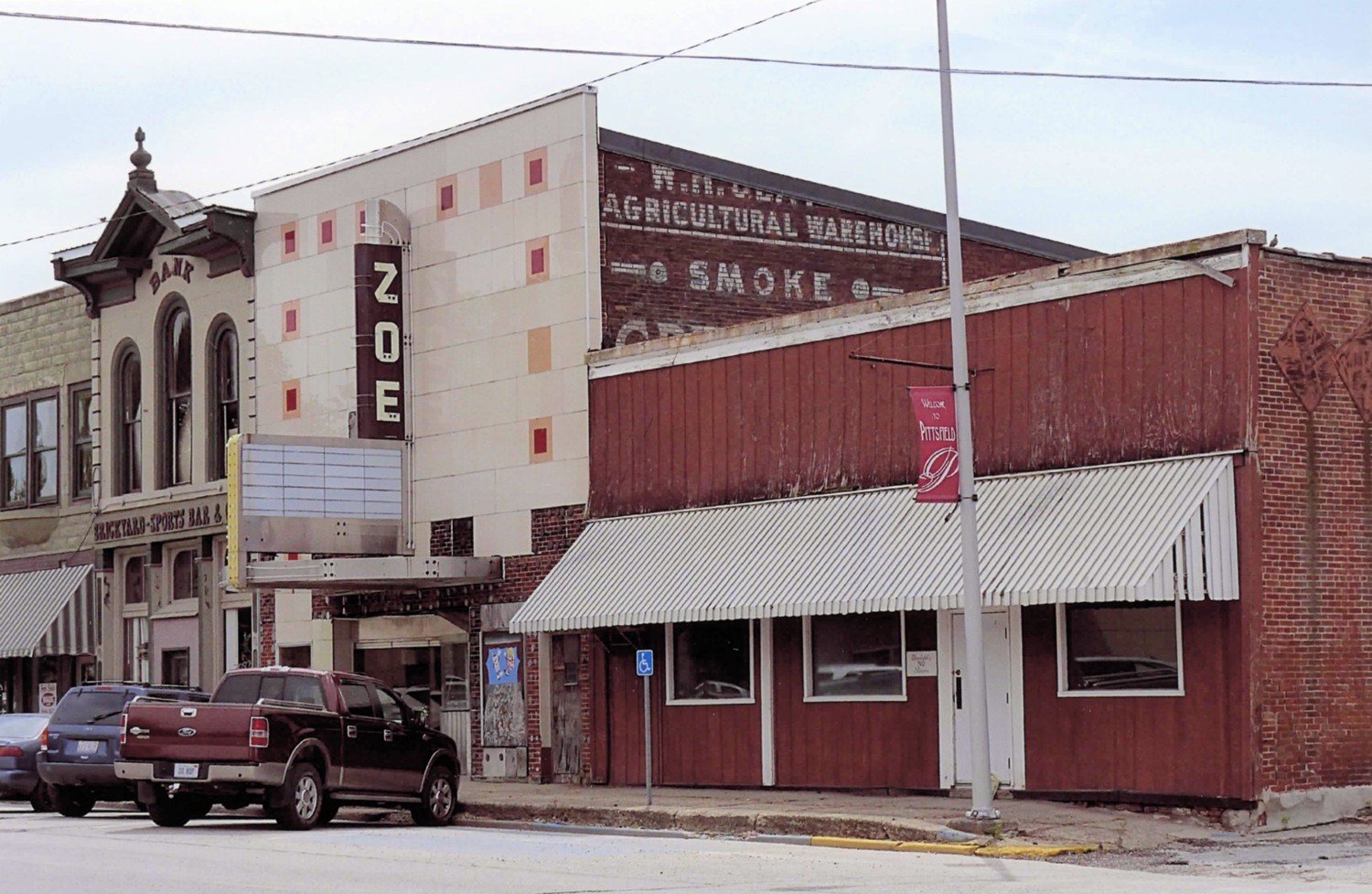 Zoe Theatre, Pittsfield Illinois East elevation (left), north elevation (right) (2012)