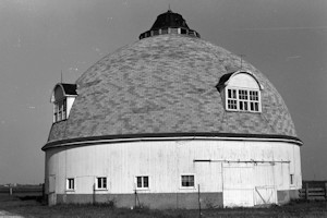 Raymond Schultz Round Barn, Pontiac Illinois