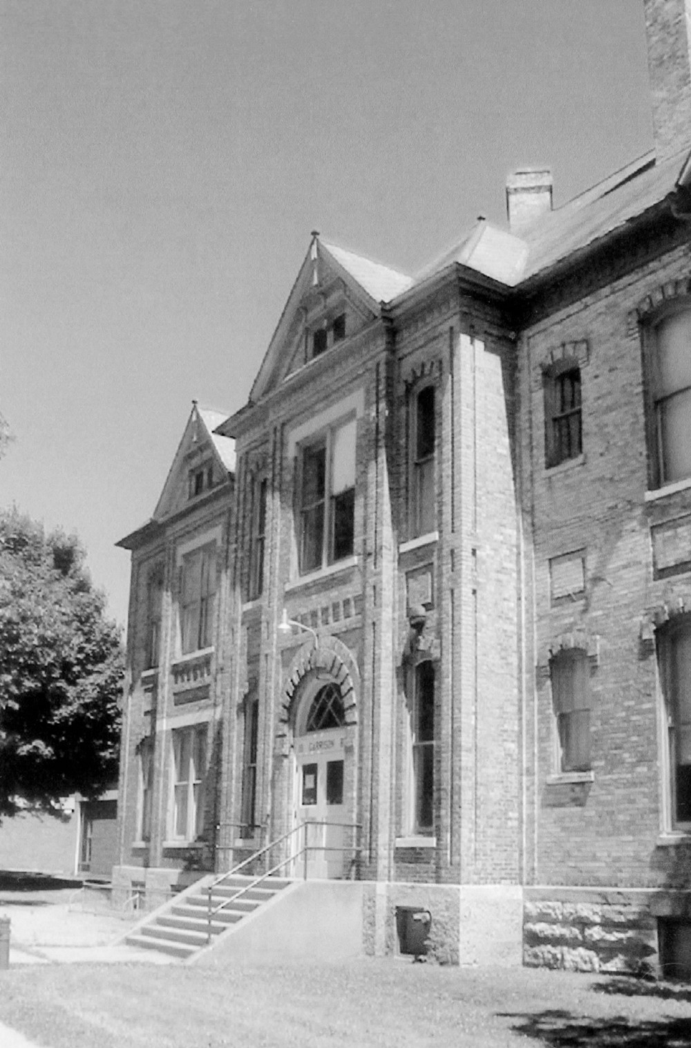 Garrison School, Rockford Illinois Front of the school facing northeast (2005)