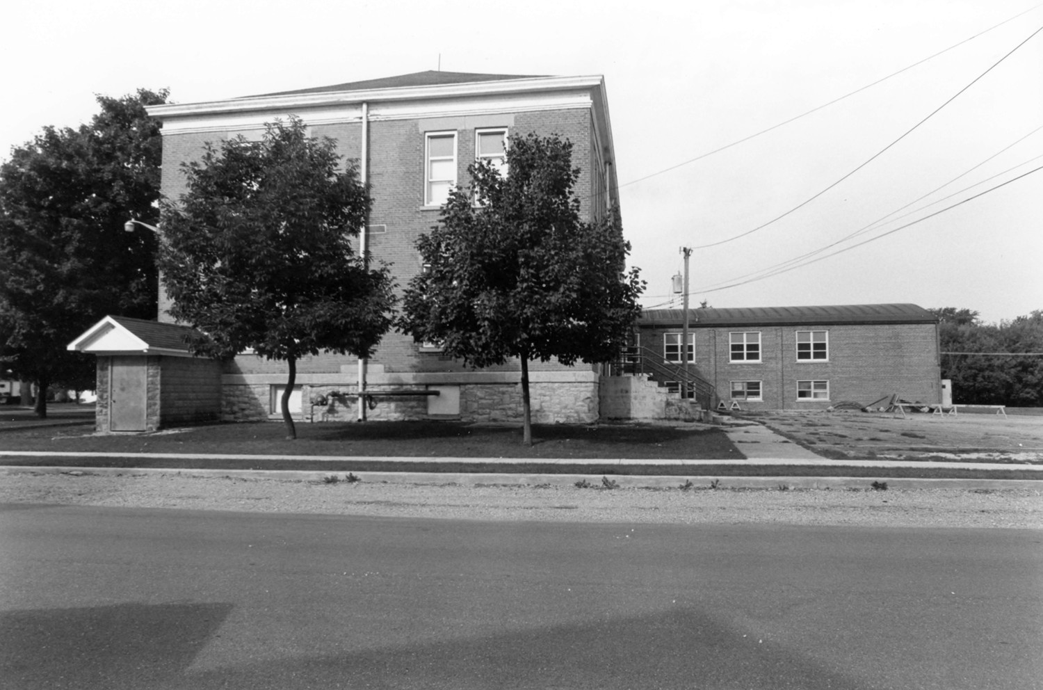 Yorkville School, Yorkville Illinois East elevation (1994)
