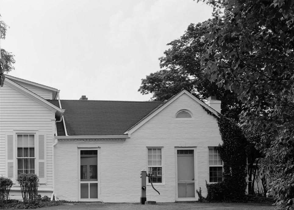 Veraestau - Holman-Hamilton House, Aurora Indiana 1983 NORTH (1810) WING, FROM NORTH