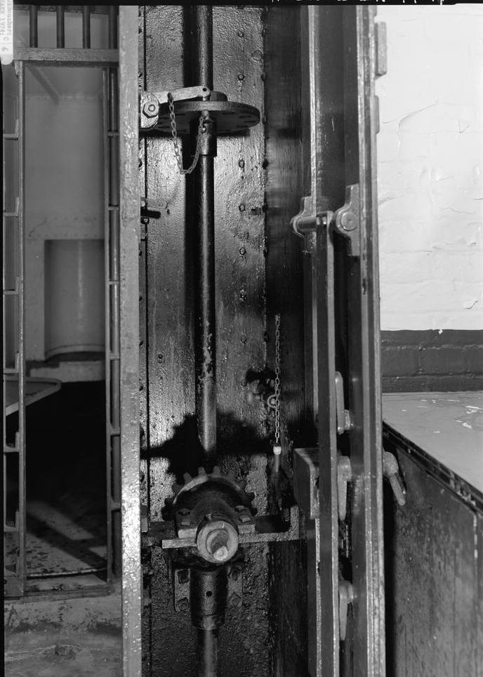 Montgomery County Jail, Crawfordsville Indiana 1974 VIEW SHOWING KEY-WINDING MECHANISM FOR ROTATING CELL BLOCKS