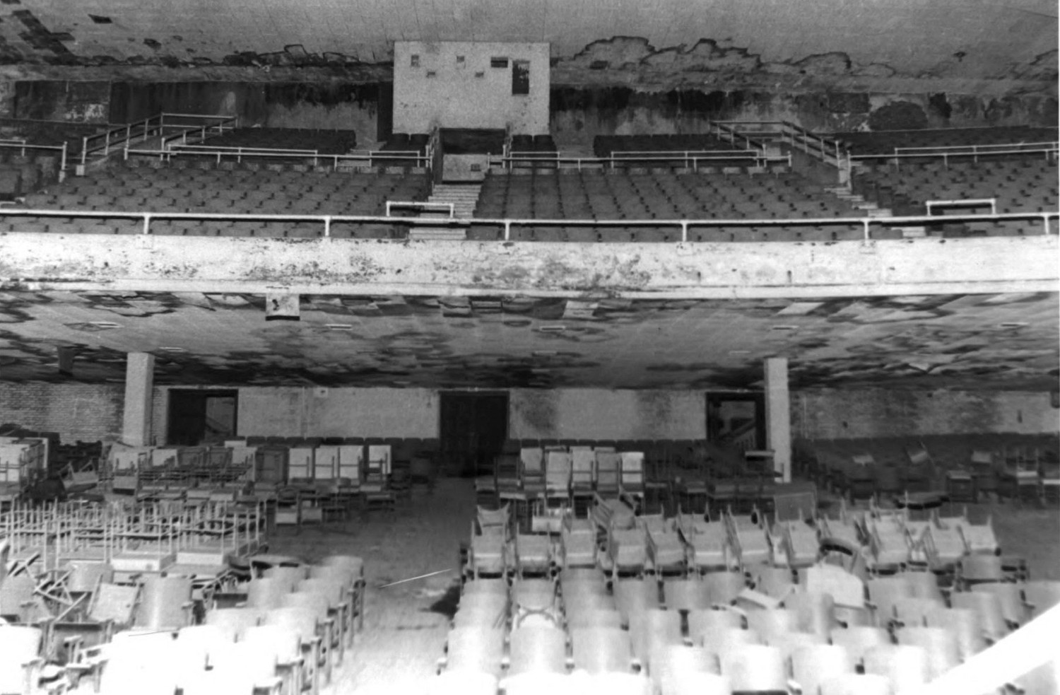 Gary Public Schools Memorial Auditorium, Gary Indiana North center balcony looking north (1993)