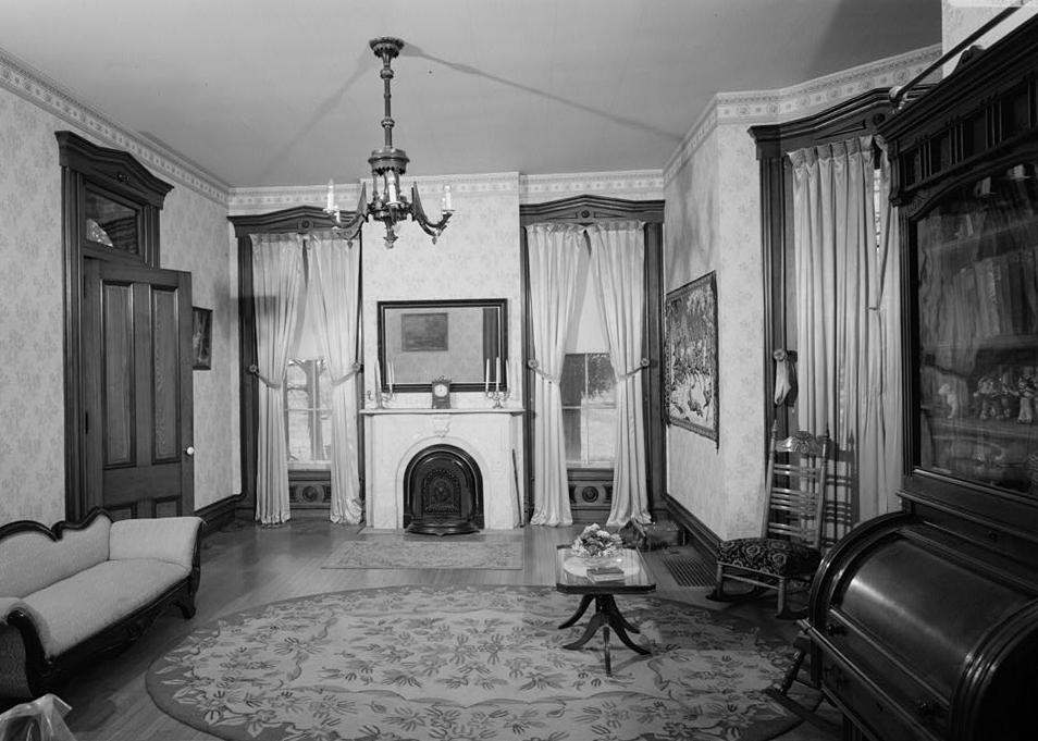 Beechwood - Isaac Kinsey House, Milton Indiana 1975 VIEW OF PARLOR