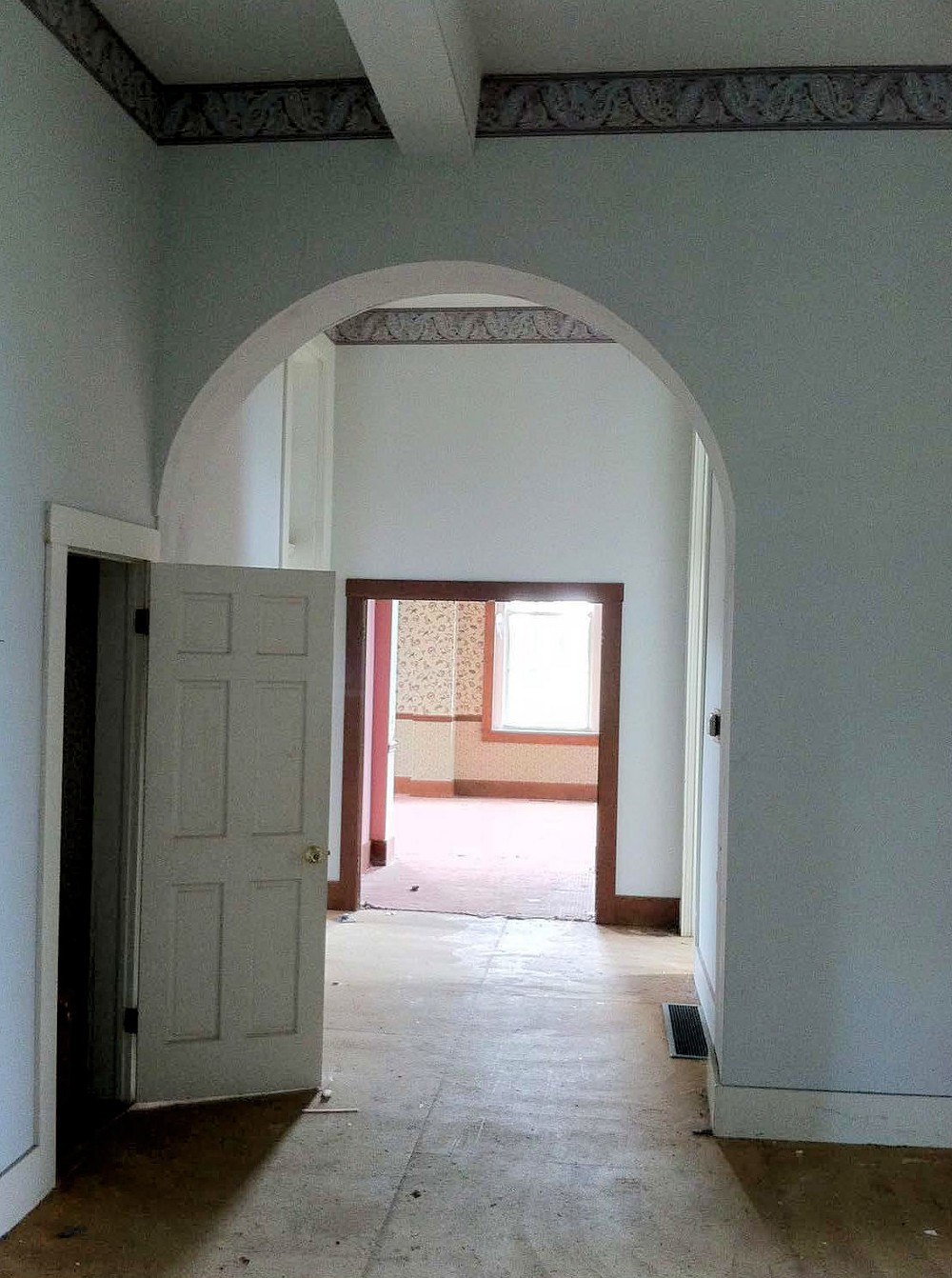 Knox County Poor Asylum, Vincennes Indiana Looking down main corridor on first floor toward doorway into 1980s lounge, southeast (men's) residential wing (2016)
