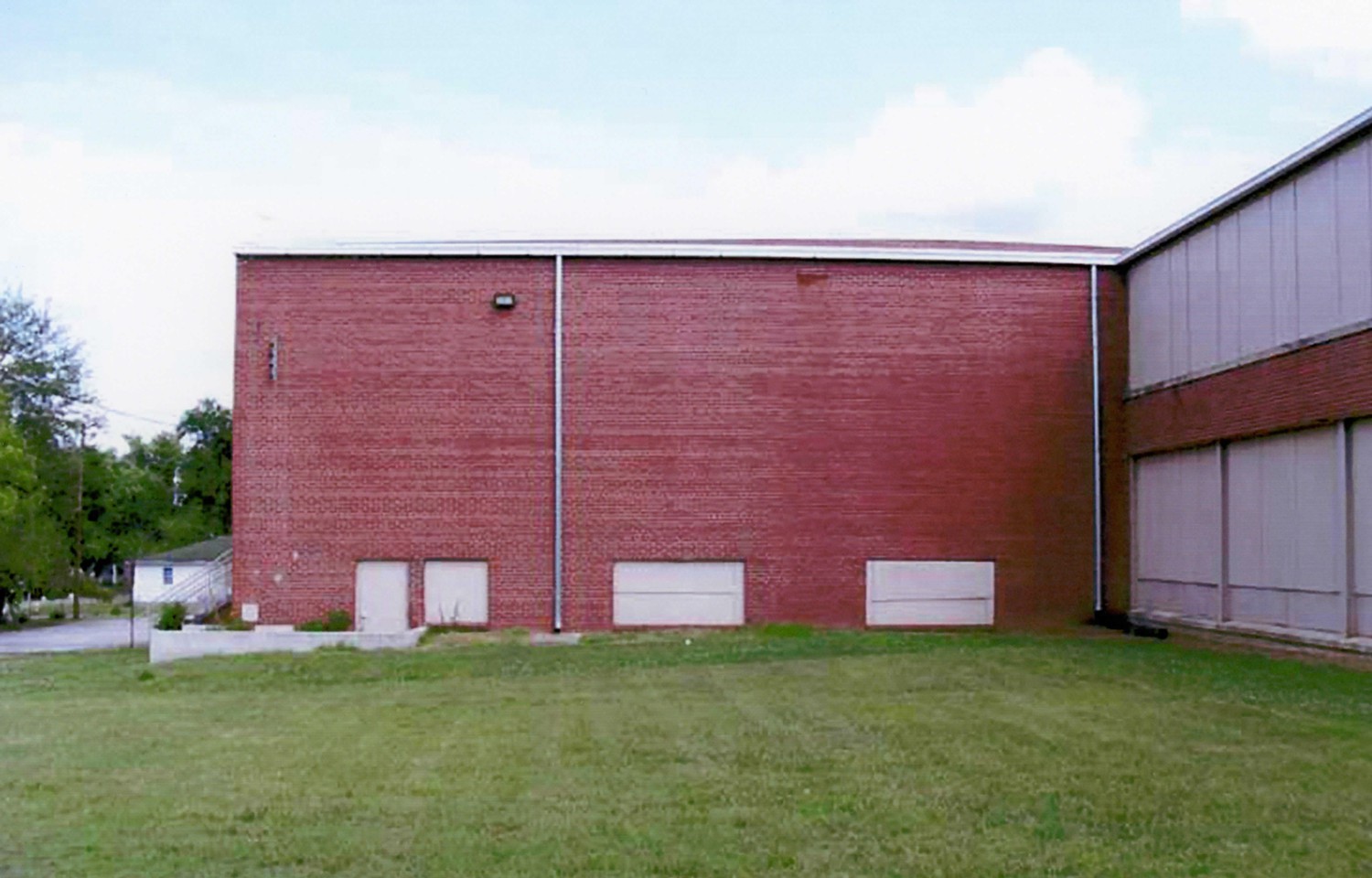 Attucks High School, Hopkinsville Kentucky East elevation of gymnasium (2012)