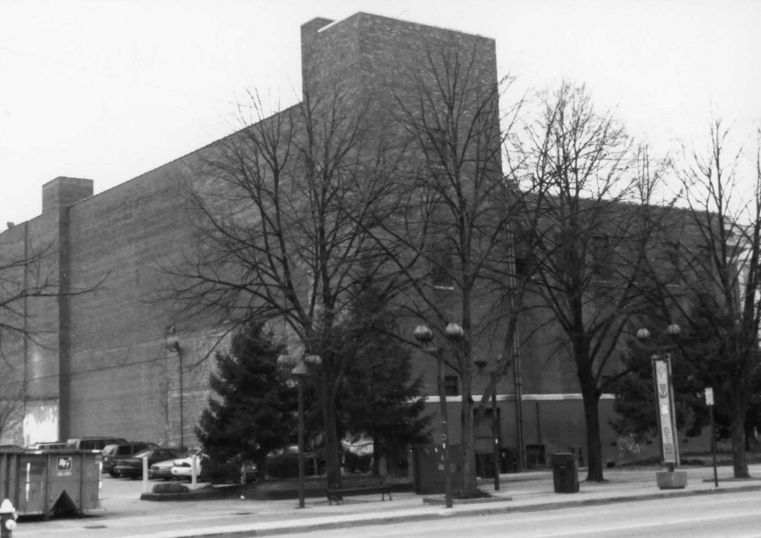 F.W. Woolworth Store, Lexington  Kentucky Looking northeast at the west wall and rear facade (2002)