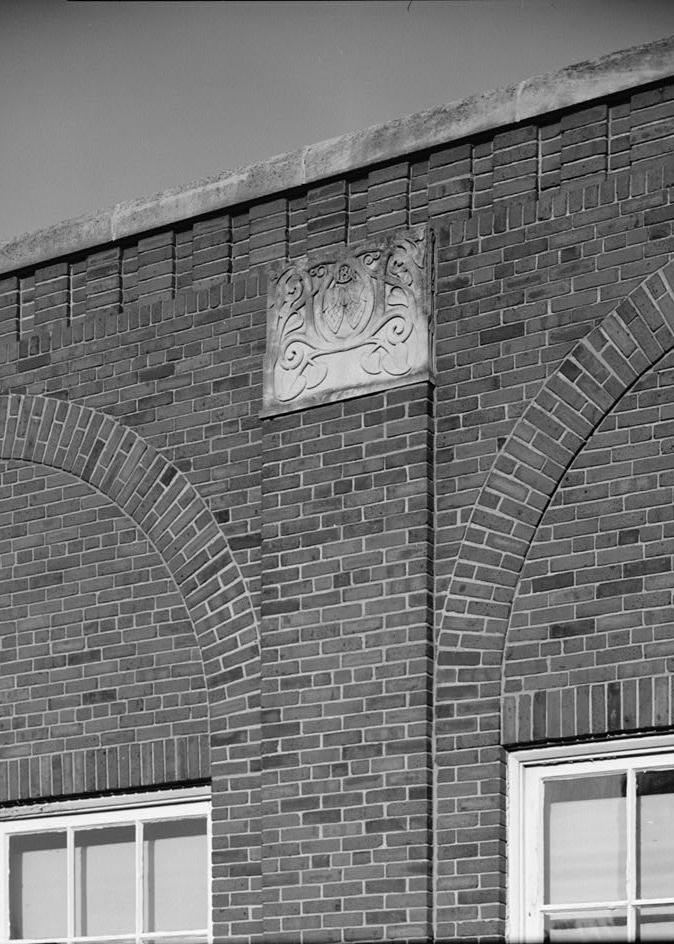 James Russell Lowell Elementary School, Louisville Kentucky 1992 DECORATIVE CAPITAL ON PROJECTING SIDE BAY OF FRONT OF 1931 SECTION, TAKEN FROM THE SOUTHWEST.
