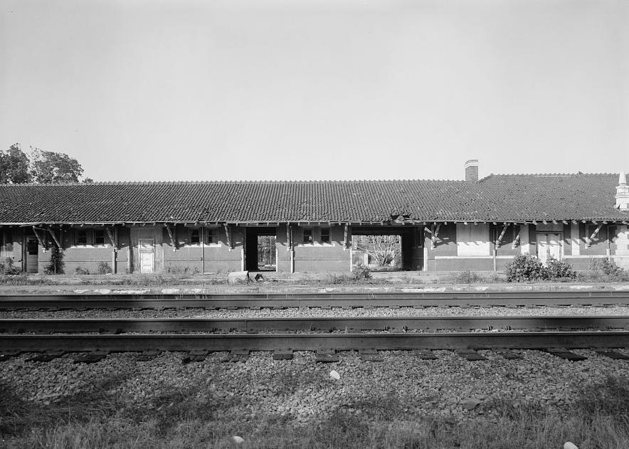 Missouri Pacific-Texas Railroad Train Station, Alexandria Louisiana PARTIAL WEST BACK, MIDDLE
