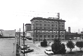 Bentley Hotel, Alexandria Louisiana 1979 Side view of hotel