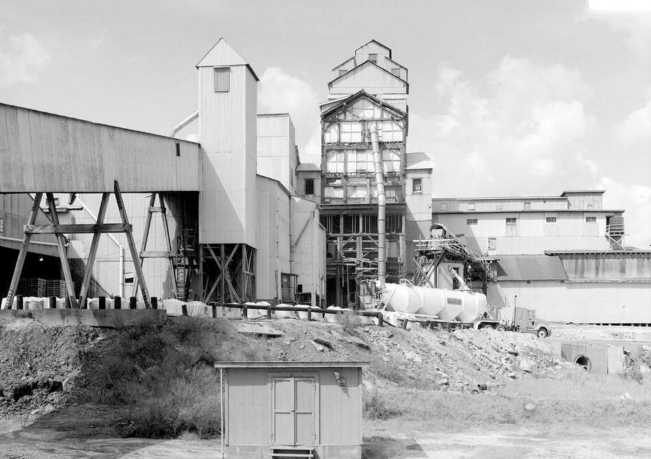 Avery Island Salt Works, Avery Island Louisiana 1990 BREAKER BUILDING, EAST ELEVATION