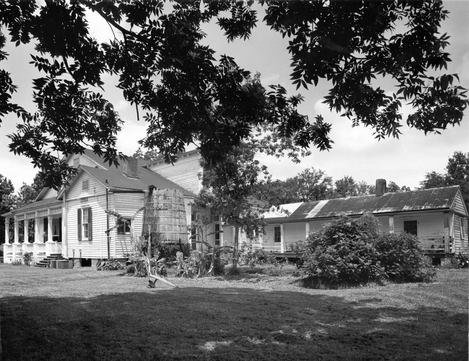 Judge Felix Poch&eacute; Plantation House, Convent Louisiana From Southeast (1980)