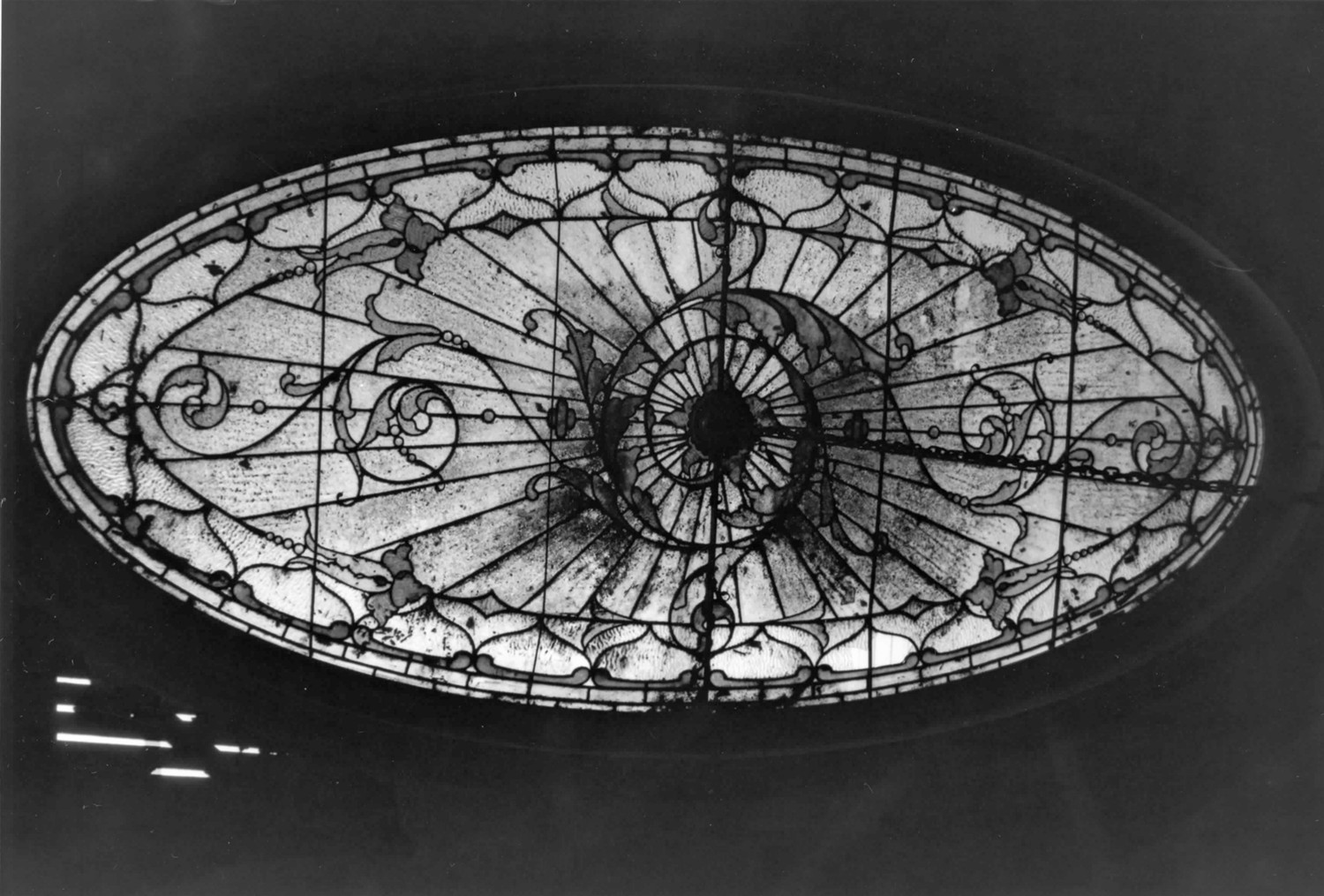 Belle Alliance Plantation, Donaldsonville Louisiana Central hall upstairs (1998)