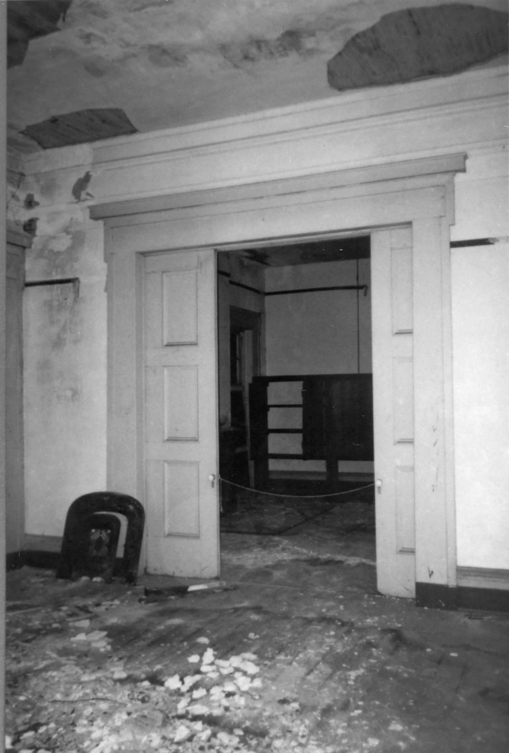 Belle Alliance Plantation, Donaldsonville Louisiana Double parlor upstairs (1998)