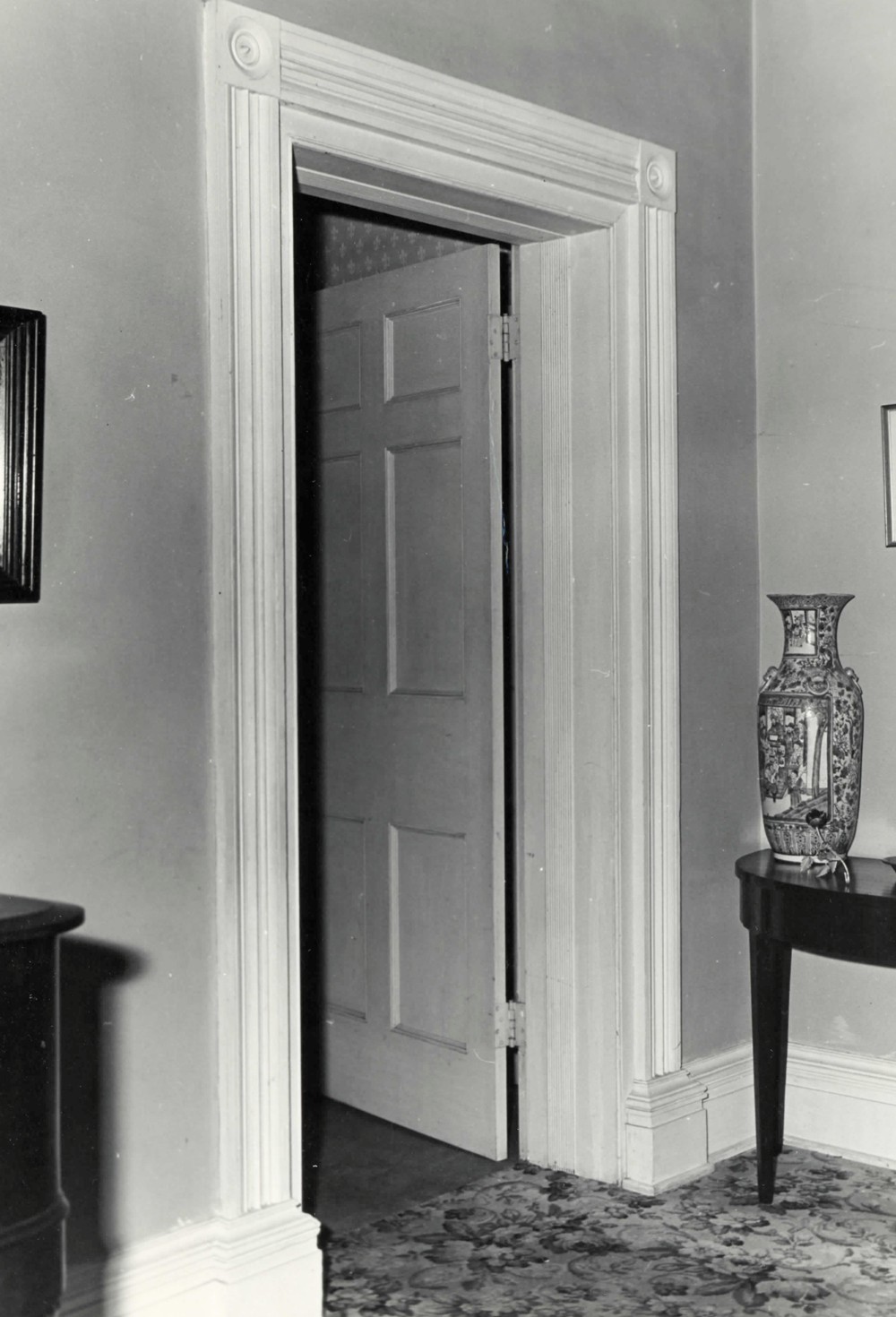 Asphodel Plantation and Cemetery, Jackson Louisiana Interior door between south parlor and dining room (1972)