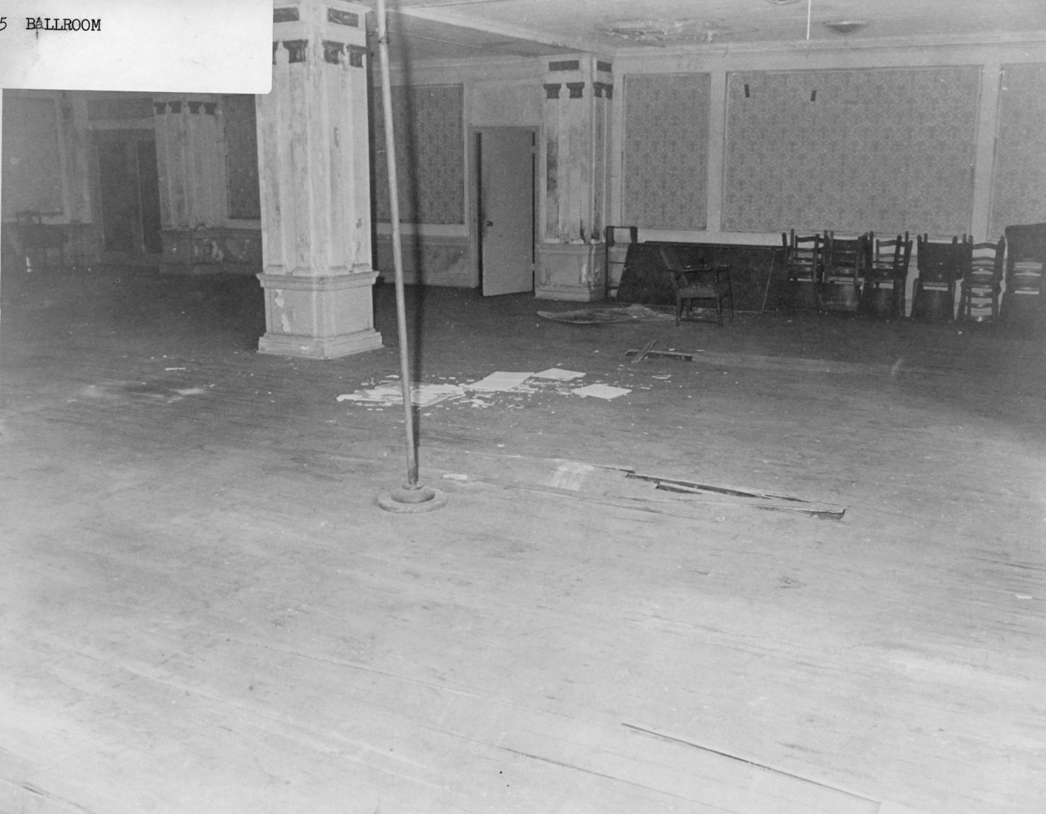 Charleston Hotel, Lake Charles Louisiana Ballroom (1978)