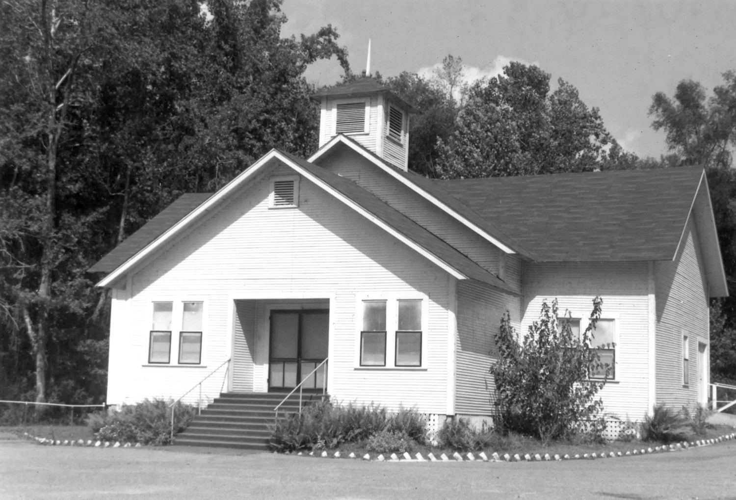 Crowell Sawmill Complex, Longleaf Louisiana Longleaf Baptist Church (1992)