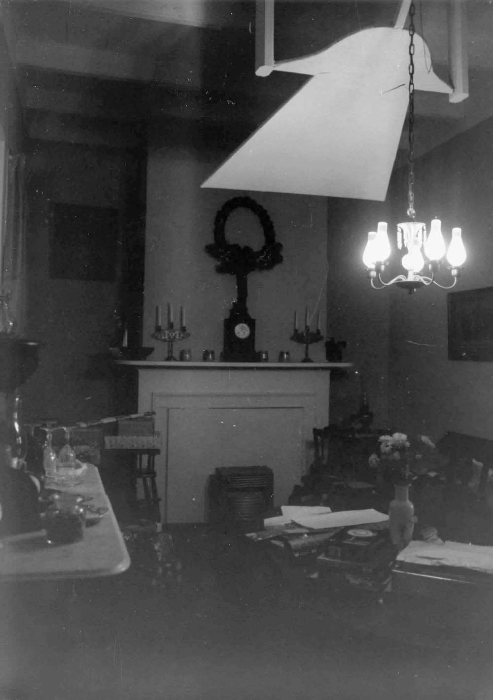Cedar Bend Plantation, Natchez Louisiana Dining room (1987)
