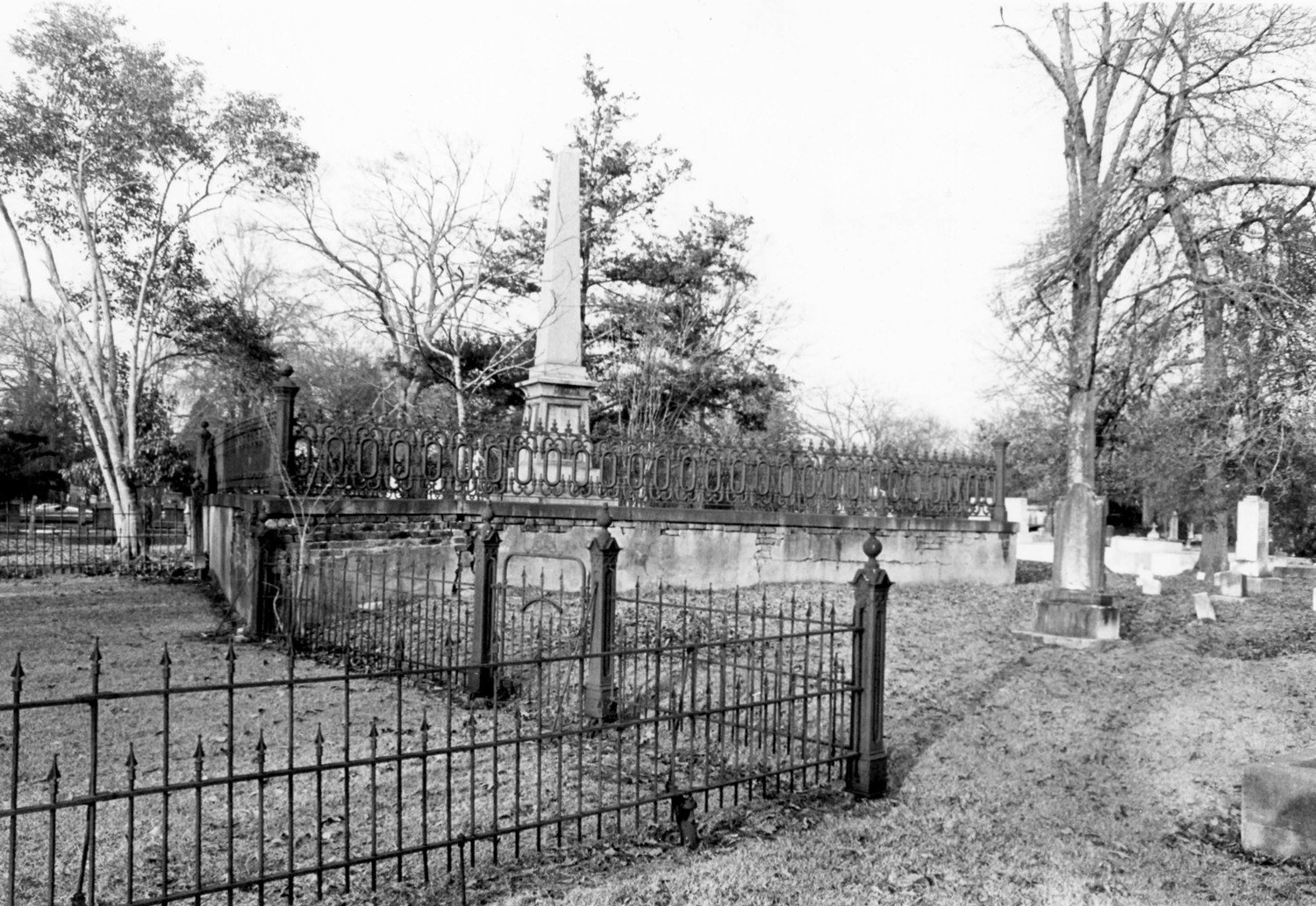 Rapides Cemetery, Pineville Louisiana Mead Plot 1975 (1979)