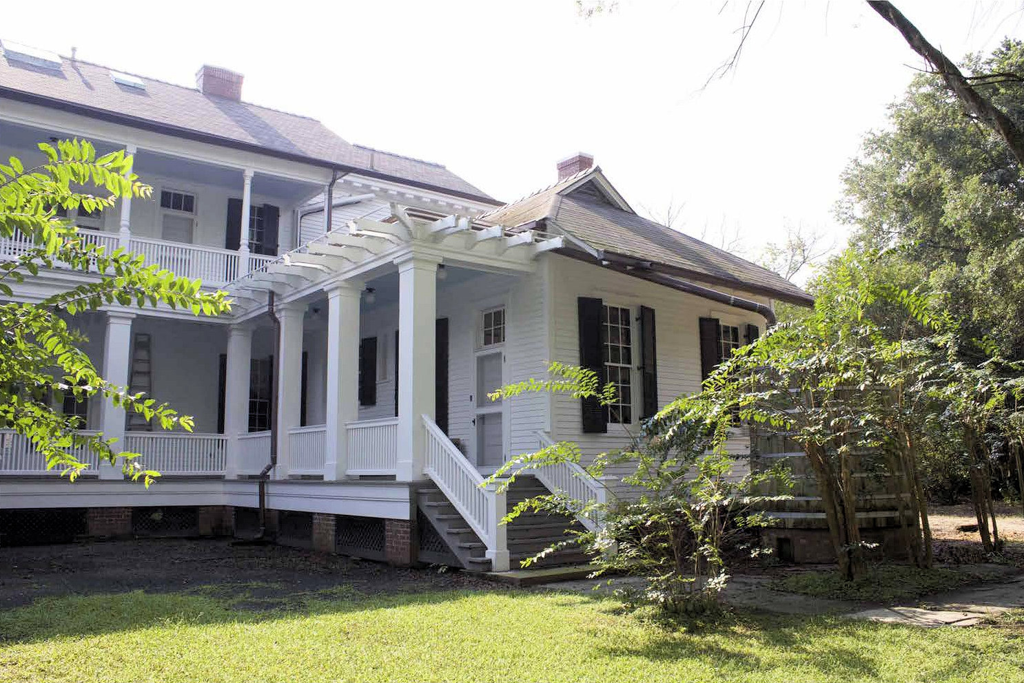 Homestead Plantation, Port Allen Louisiana West elevation (2016)