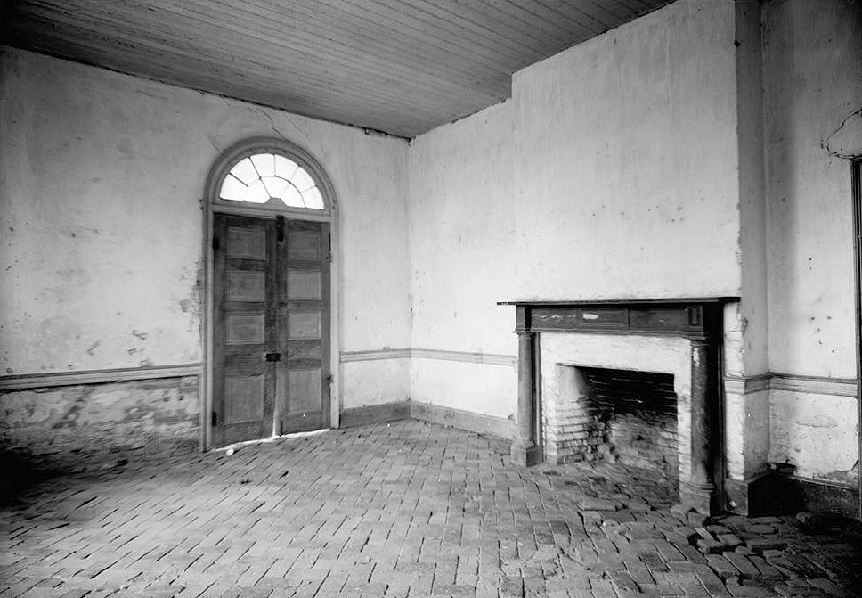 Chretien Point Plantation Mansion, Sunset Louisiana February 27, 1940 MANTEL, SOUTHEAST ROOM, FIRST FLOOR