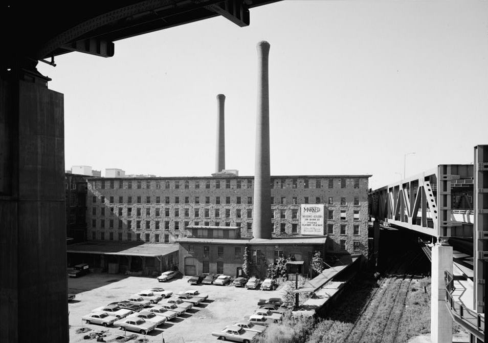 Metacomet Mill, Fall River Massachusetts August 1968 MILL WITH BOILER HOUSE IN FOREGROUND, VIEW LOOKING SOUTH