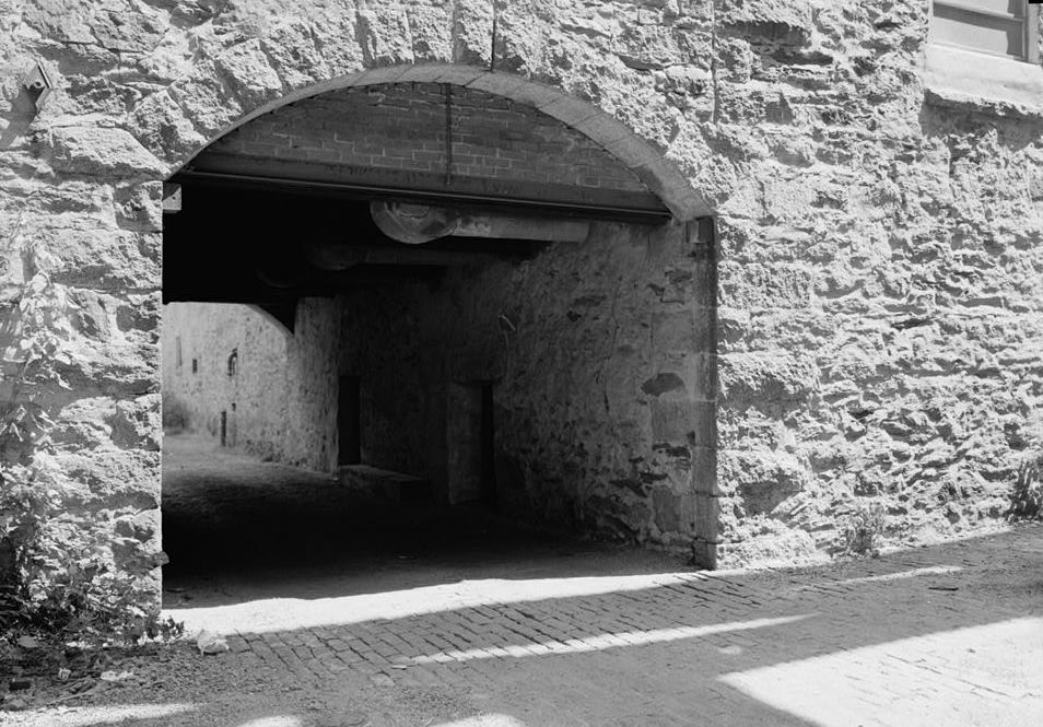 Metacomet Mill, Fall River Massachusetts August 1968 ARCHED PASSAGEWAY, WEST ELEVATION AT PICKER HOUSE