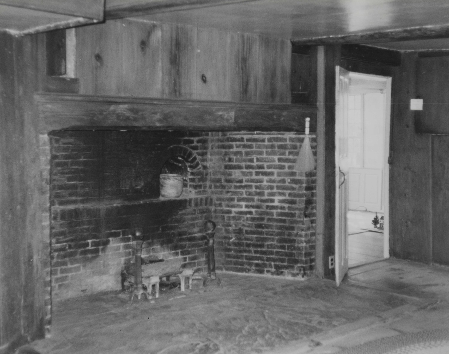 Dwight-Derby House, Medfield Massachusetts Keeping room/kitchen, view SW (1999)