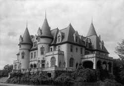 Chalet Schell (Northfield Chateau), Northfield Massachusetts