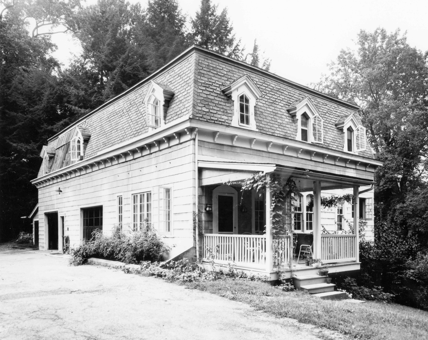 Tyrconnell House and Gardens, Baltimore Maryland Garage, southeast elevation (1984)