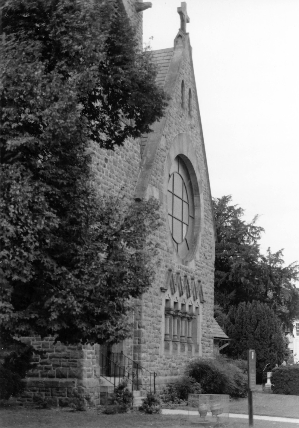 Christ Episcopal Church and Cemetery, Cambridge Maryland View from southwest (1983)