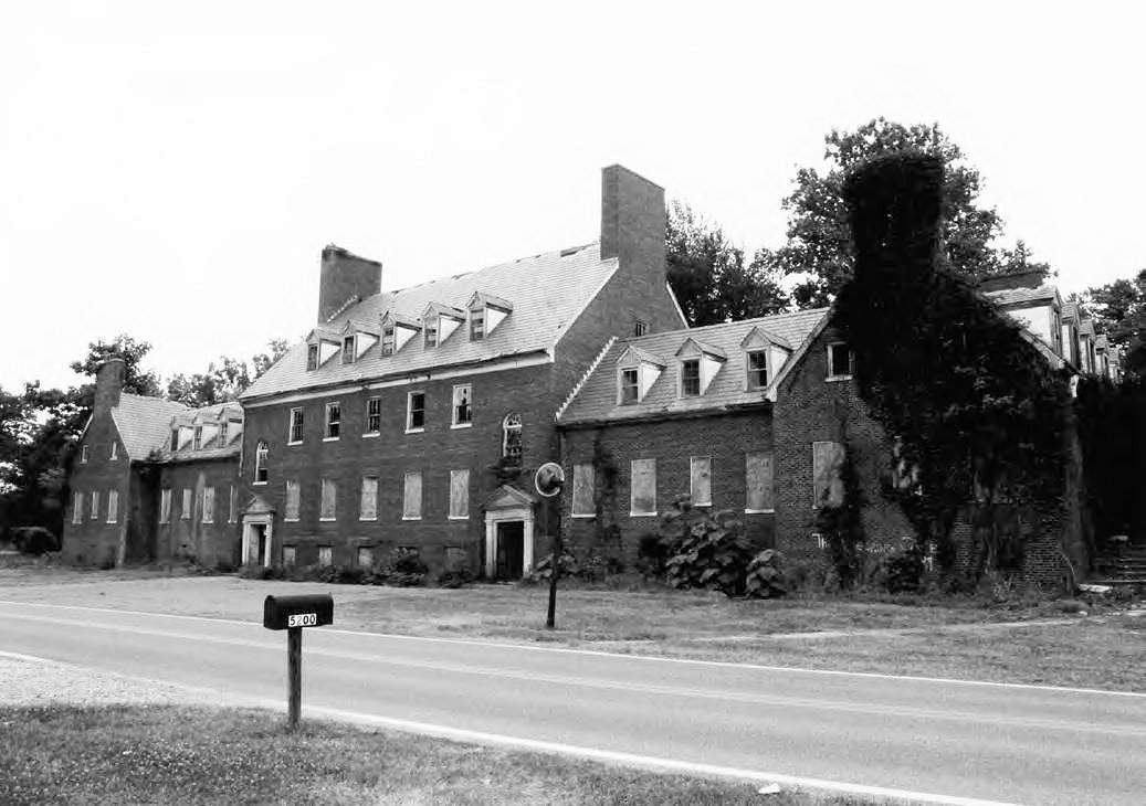 Glenn Dale Tuberculosis Hospital and Sanatorium, Glenn Dale Maryland Nurses' Dormitory (Capper Hall), northwest elevation (2009)