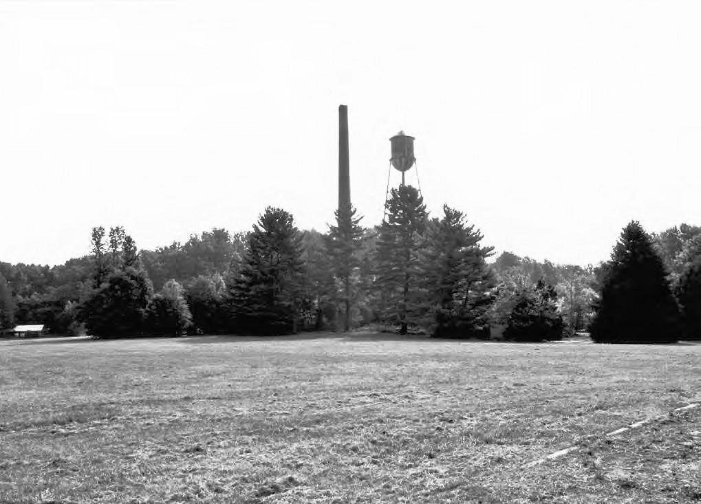 Glenn Dale Tuberculosis Hospital and Sanatorium, Glenn Dale Maryland View to east towards utility and maintenance (2009)
