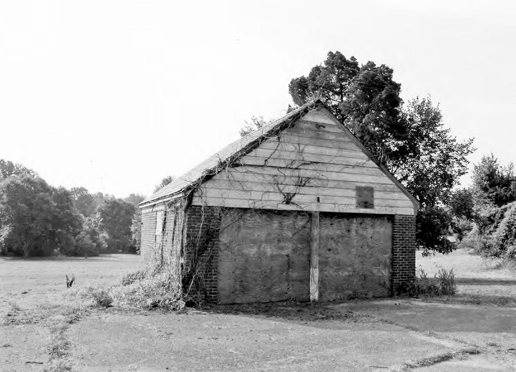Glenn Dale Tuberculosis Hospital and Sanatorium, Glenn Dale Maryland Duplex # 1, garage, northwest and northeast elevations (2009)