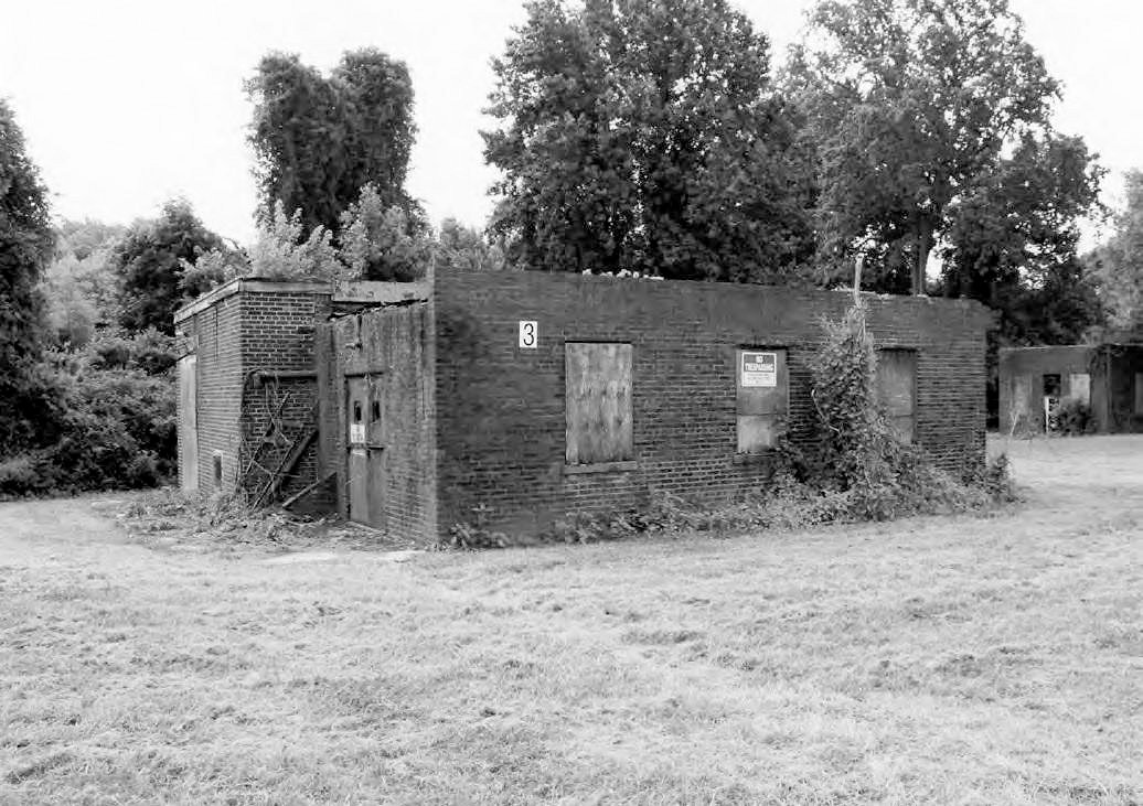 Glenn Dale Tuberculosis Hospital and Sanatorium, Glenn Dale Maryland Maintenance Building, northeast and northwest elevations (2009)
