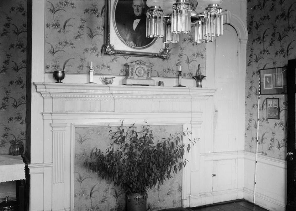 Mount Lubentia Plantation - Magruder House, Largo Maryland 1936 DINING ROOM MANTEL DETAIL
