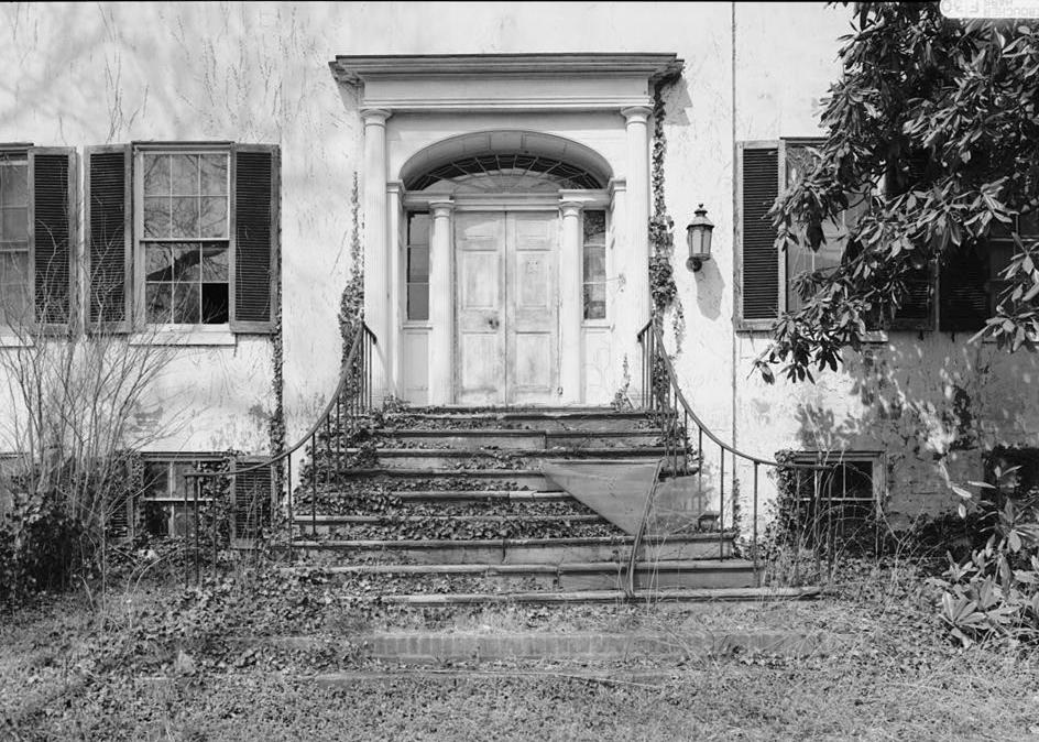Bowieville - Robert Bowie House, Leeland Maryland SOUTHWEST (FRONT) CARRIAGE ENTRYWAY (1989)