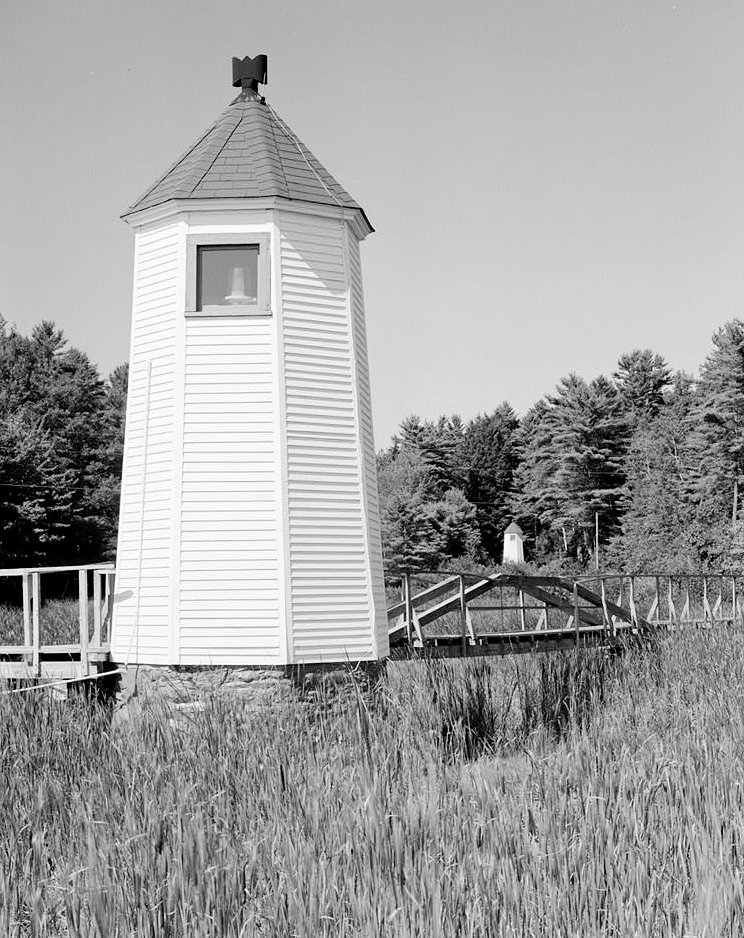 Kennebec River Lighthouse, Bath Maine Southern Light Tower and Northern Light Tower South Sides (1989)